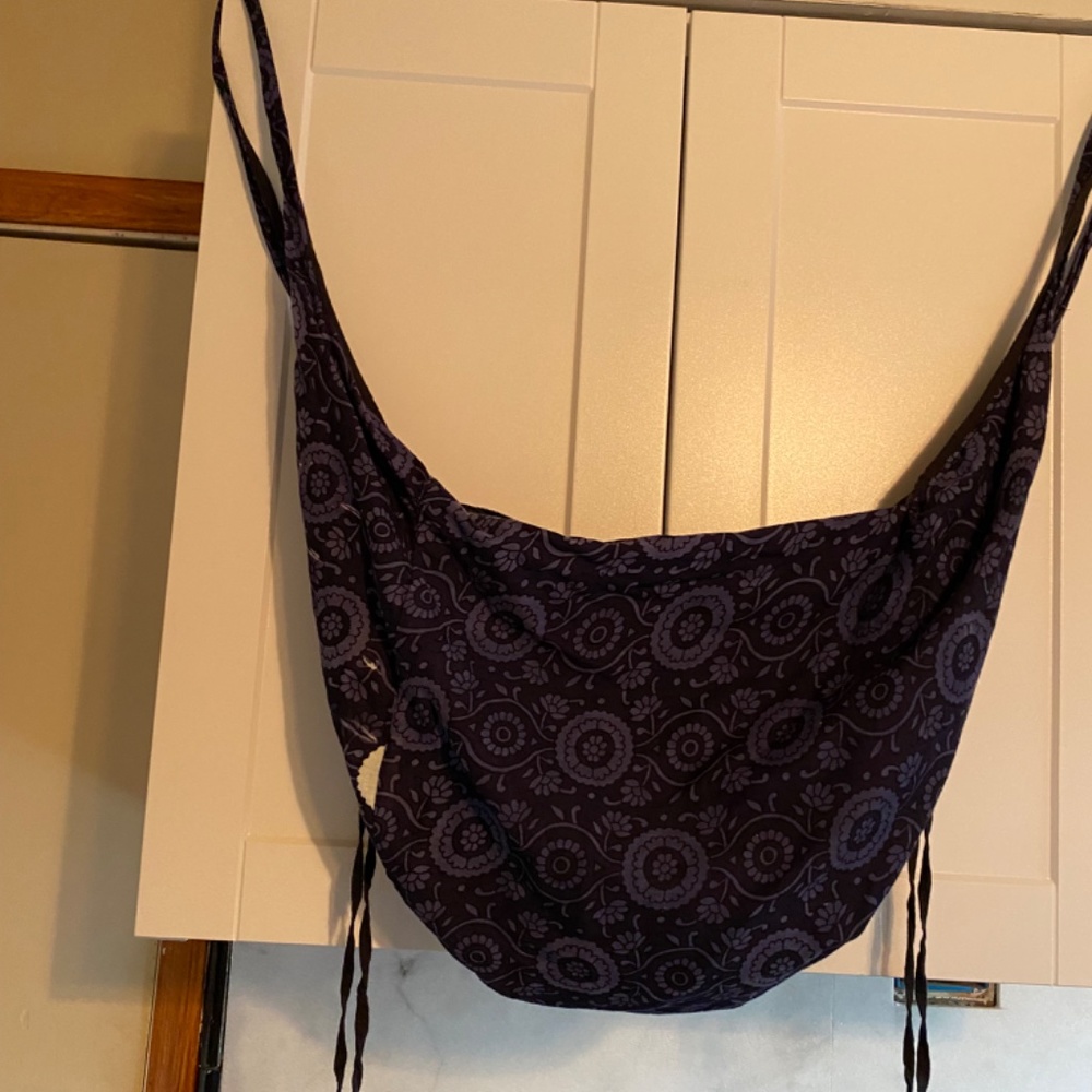 YOGA CLOTH CROSSBODY BAG - Picture 15 of 16